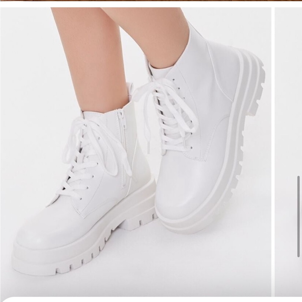 NWOT Forever 21 White Combat Boots Size 8